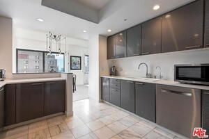 Beautiful 3 BR 3BA Condo Secure Highrise