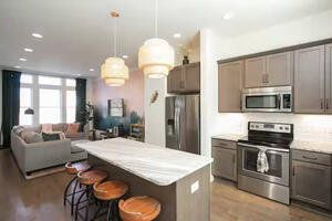 Spacious 3BR Near Downtown Nashville 