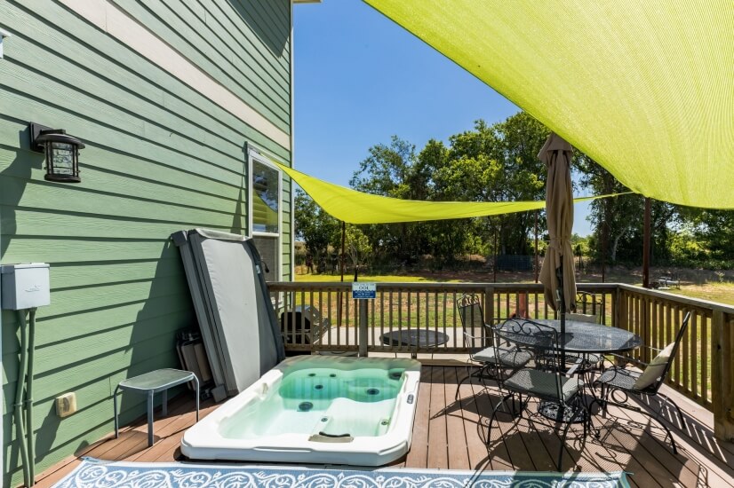 Hot Tub great way to view the stars