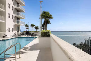 Views of the Biscayne Bay