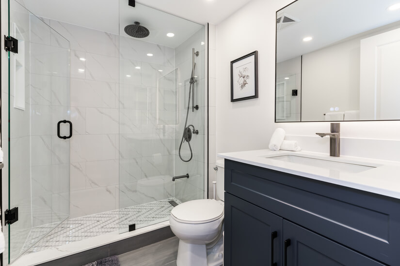 Upscale 1 Bd Condo in North York