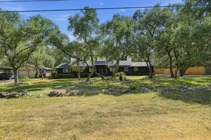 408 Meadowbrook Dr