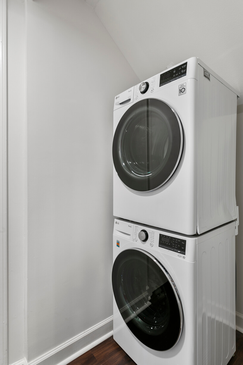 Newly Renovated in Great Neighborhood