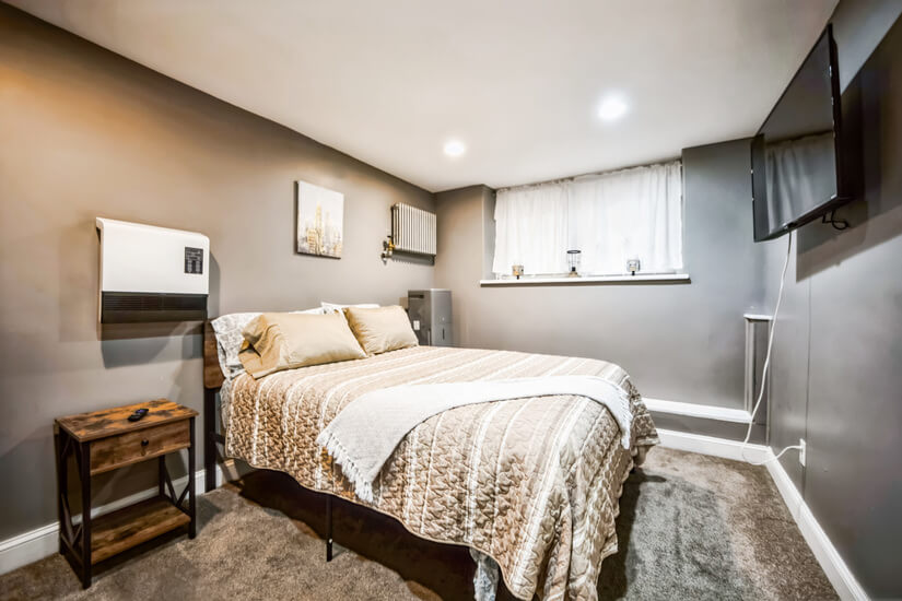 Fully Furnished Downtown Schenectady Uni