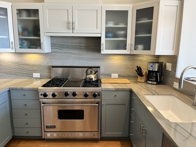 Spectacular Russian Hill Condo w Views