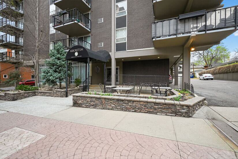 Exterior building entrance level