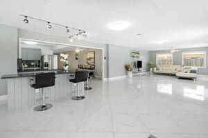 Spacious Lake Worth Beach Home 