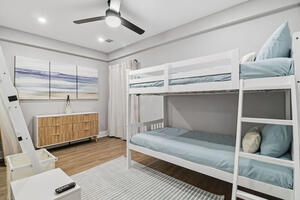 Guest Bedroom (Bunk Bed)
