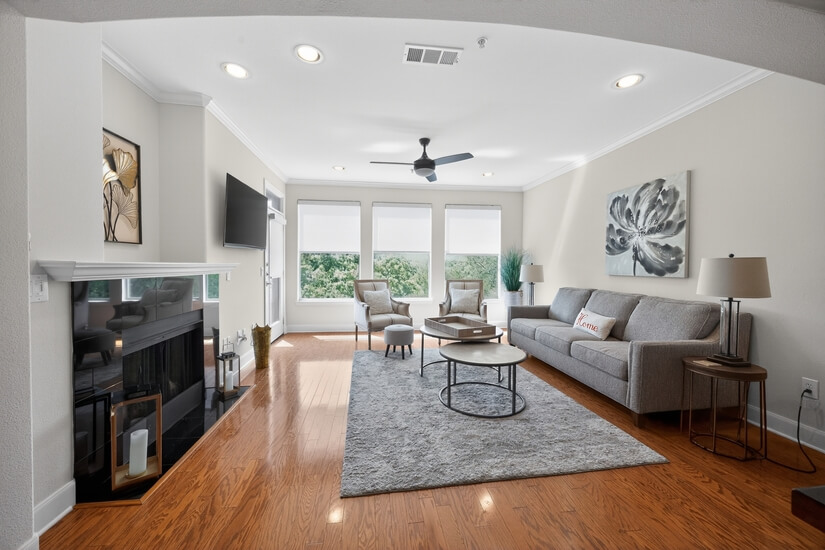 Furnished Lakeside Condo