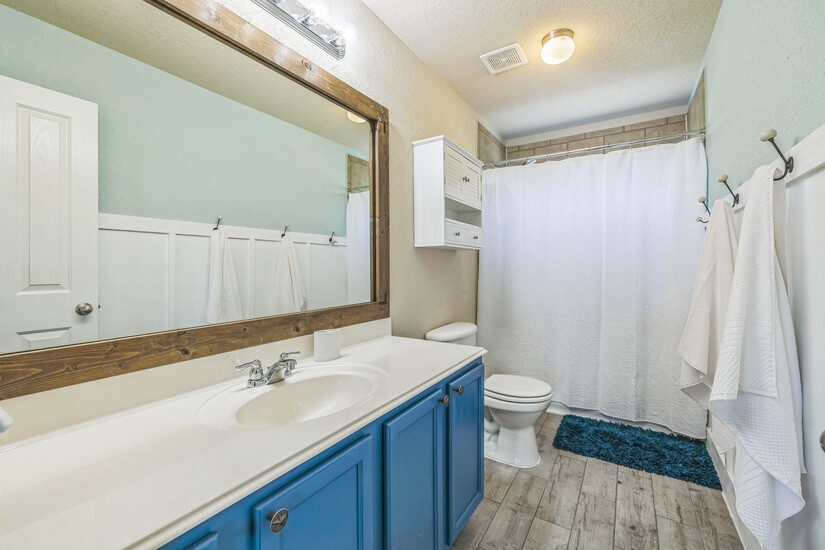Culdesac Corner House
