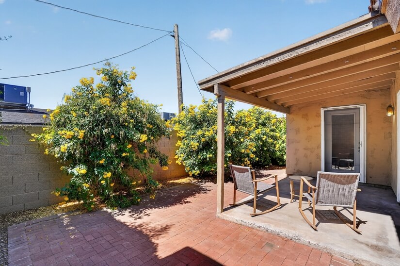 Furnished 2 bedroom