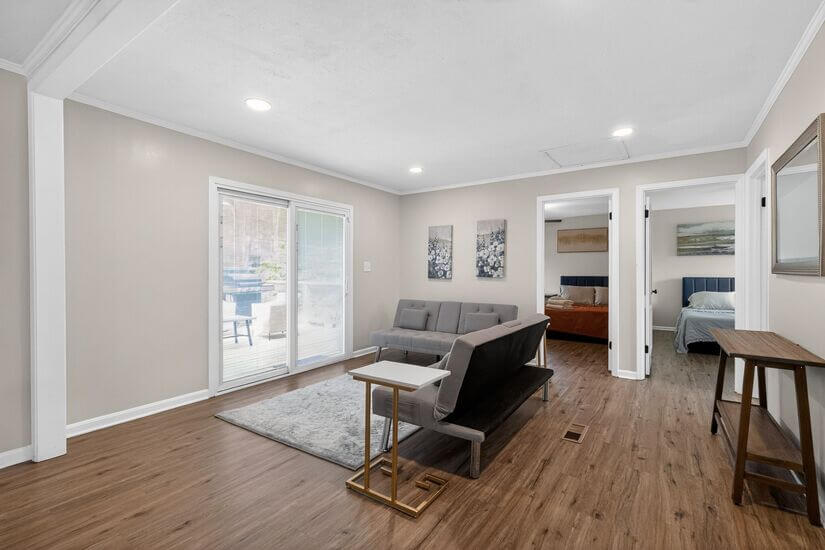 Renovated Quiet Safe Near Everything 