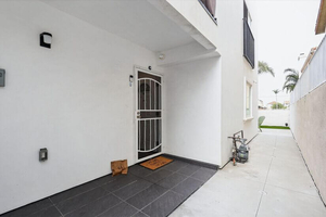 Gates Funished home in LA