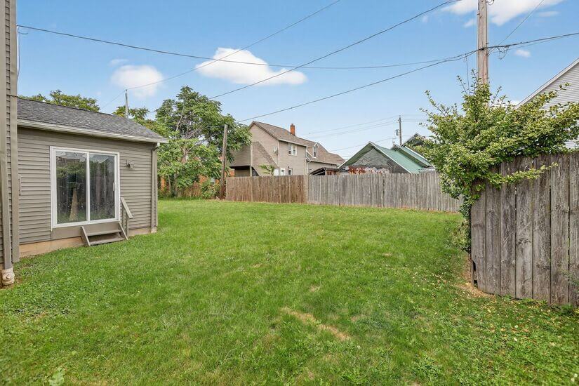 Three Bedroom Furnished in Buffalo