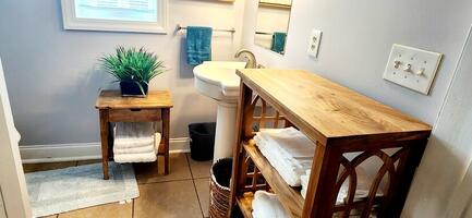 Fluffy White Towels to Make you Feel Right as Rain