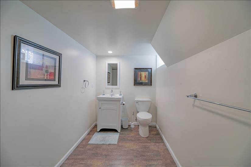 Furnished Executive Home in Bayview, WI