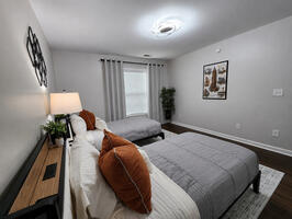 EV SkyCharge ATL  Executive Townhome