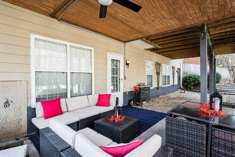 Patio Lounge area
