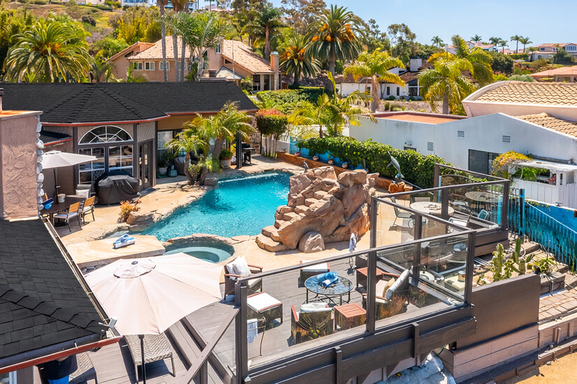 Overview of the backyard & pool