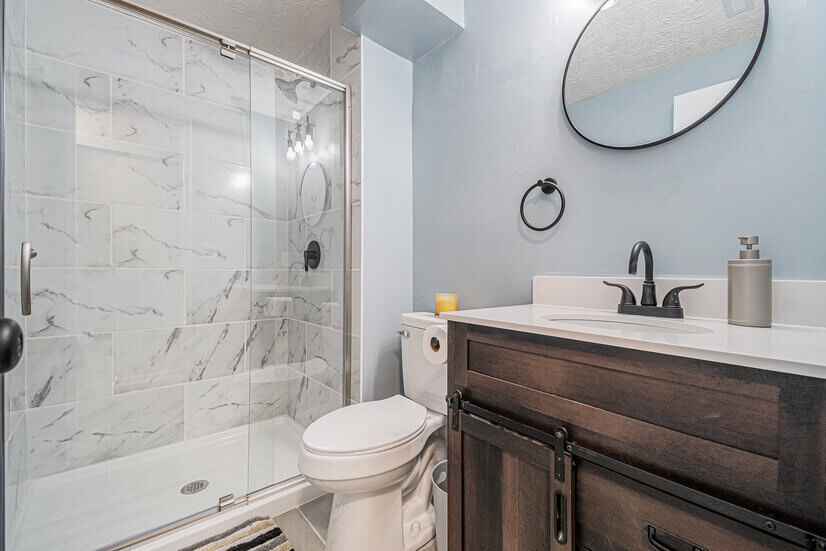 Modern 4BR in Prime Location