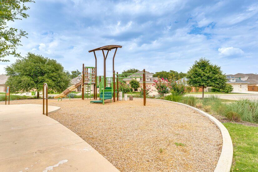 Furnished Luxury Home in San Antonio