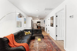 Stylish Cullen Premier 2BR Residence