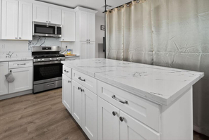 Gates Funished home in LA