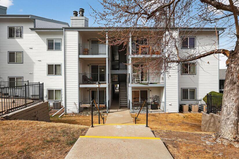 Beautiful Remodeled Fully Furnished Home