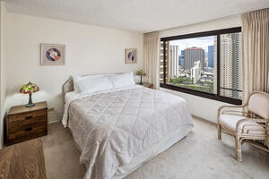 Ala Moana HighFloor  w Ocean City Views