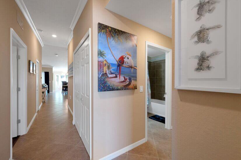 Front Entrance/Hallway