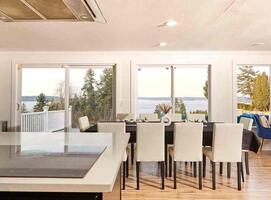 Ocean View 5BR Home in Prime Federal Way