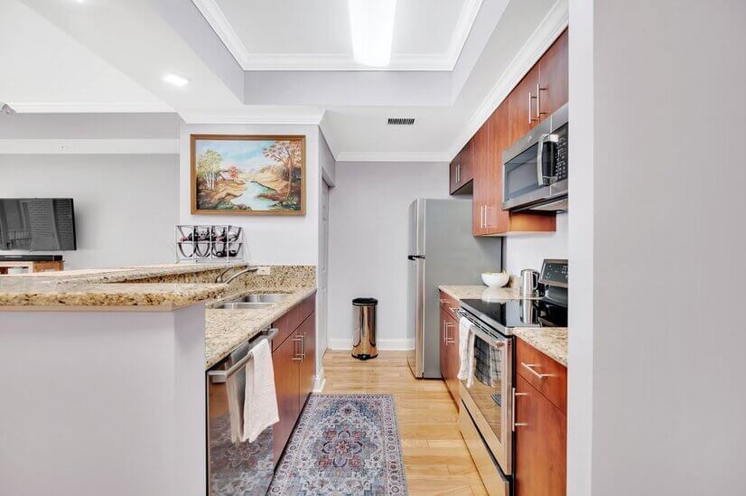 Beautifully Upscale Studio in Charlotte 