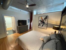 Ensuite access from bedroom