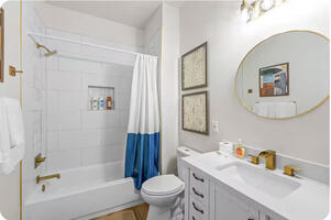 Kings Fortress in Bishop Arts