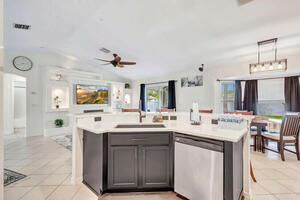 Entire House King Suite