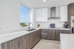 Downtown St Pete Fully Furnished Condo