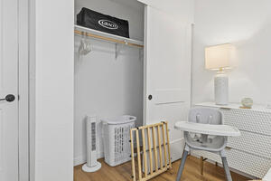 Baby amenities include gate and high chair.