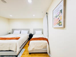 4BR Home w Parking and Yard NYC JSQ PATH