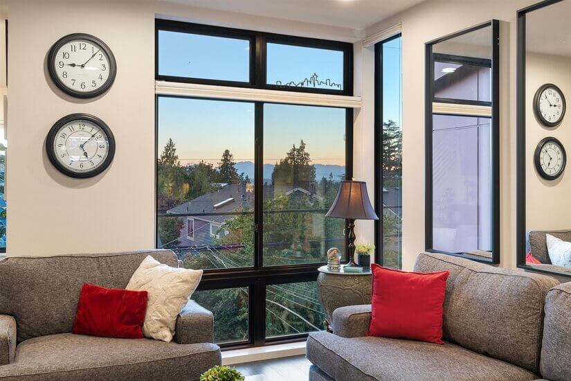 Spacious Luxury View TH  Near  Downtown