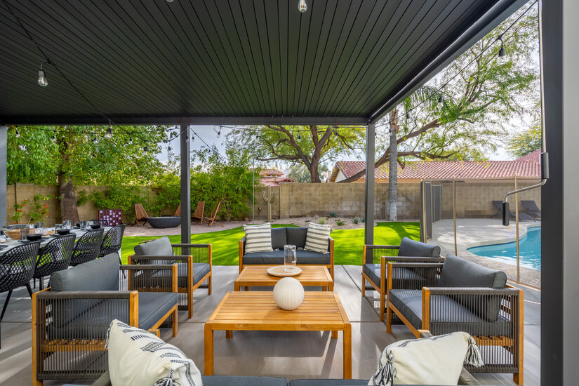 Fully furnished home with Pool and Spa 