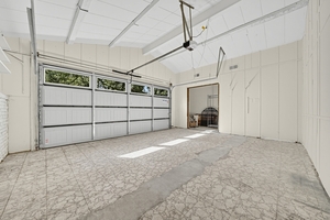 408 Meadowbrook Dr