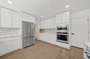 408 Meadowbrook Dr