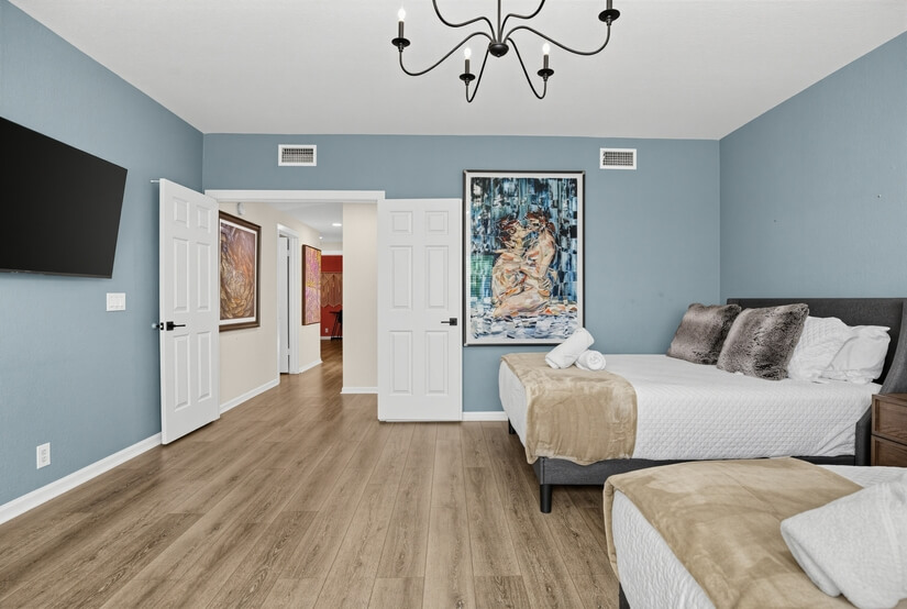 Fully furnished home with Pool and Spa 