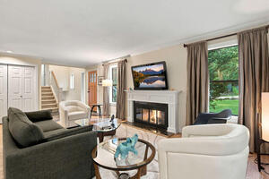 Argonne House Furnished in Sammamish WA