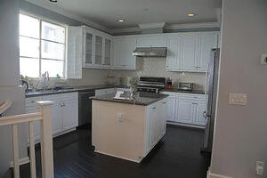 Turnkey Lux 2BR Mediterranean Townhome