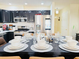 4BR Home w Parking and Yard NYC JSQ PATH