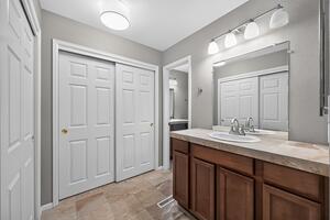 Unfurnished 3 Bedroom in Centennial CO