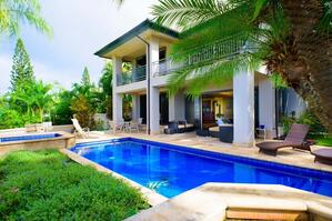 Furnished Luxury Home in Kapalua Maui