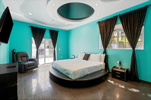 Luxury Oasis Private Home Pool Spa House