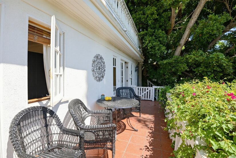 Guest House in West Hollywood Hills CA
